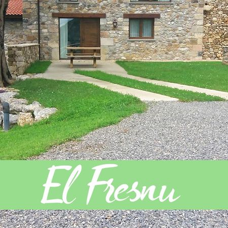 Apartamentos Rurales Casa La Piedra Collia Екстер'єр фото