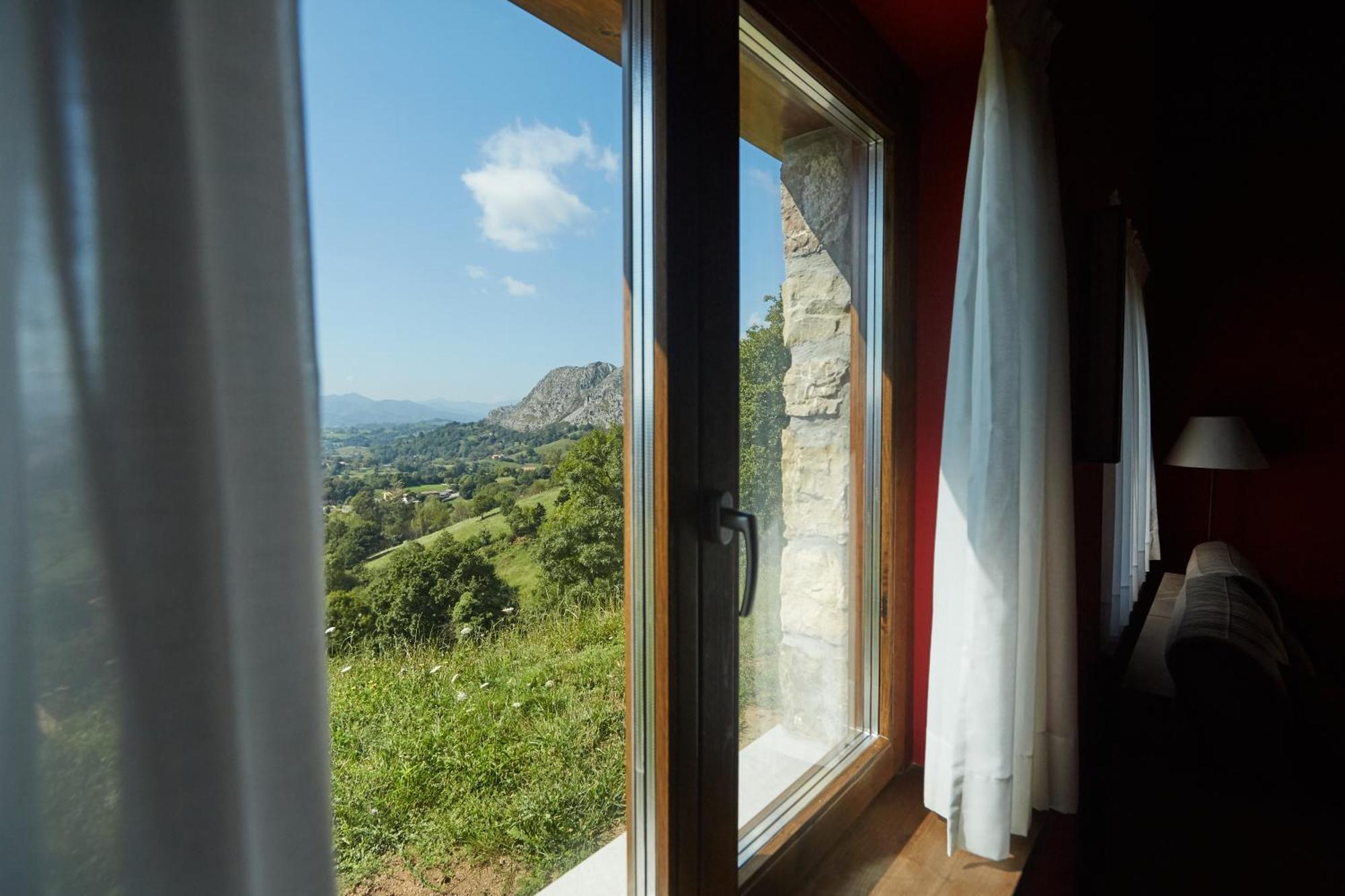 Apartamentos Rurales Casa La Piedra Collia Екстер'єр фото